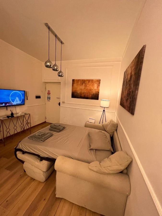 Via Del Corso Charme Apartment Ρώμη Εξωτερικό φωτογραφία