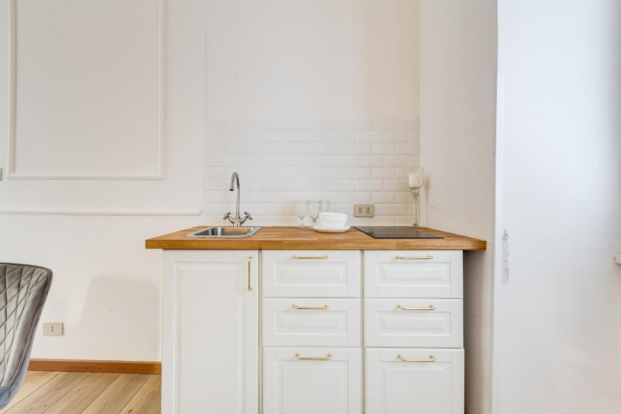 Via Del Corso Charme Apartment Ρώμη Εξωτερικό φωτογραφία
